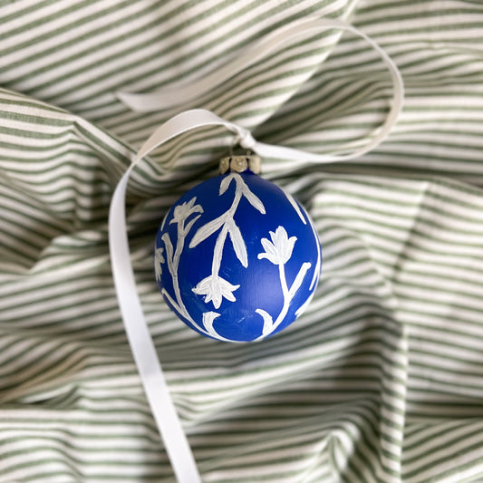 Blue Ornament with White Tulips - The Holland Ornament Collection